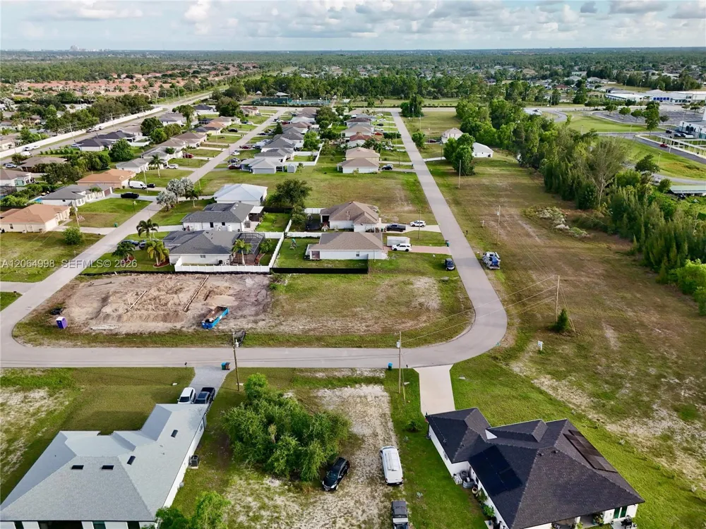 3829 NE 23RD AVE Cape Coral, FL 33909