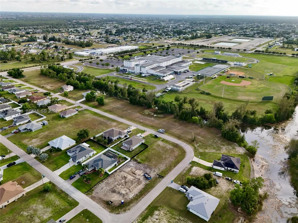 3829 NE 23RD AVE Cape Coral, FL 33909