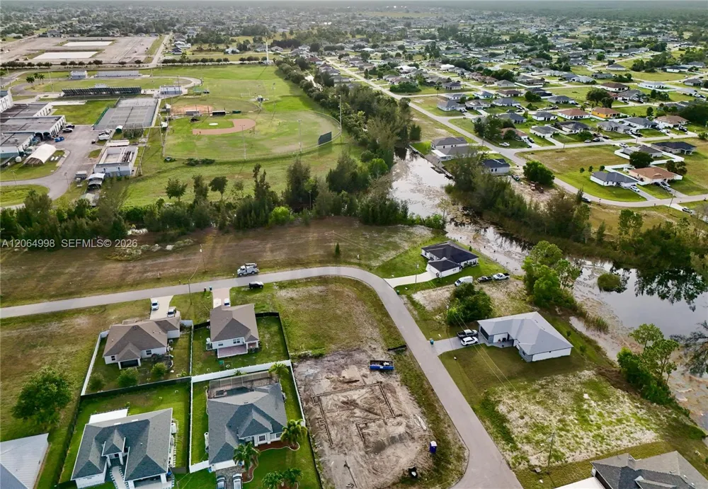 3829 NE 23RD AVE Cape Coral, FL 33909