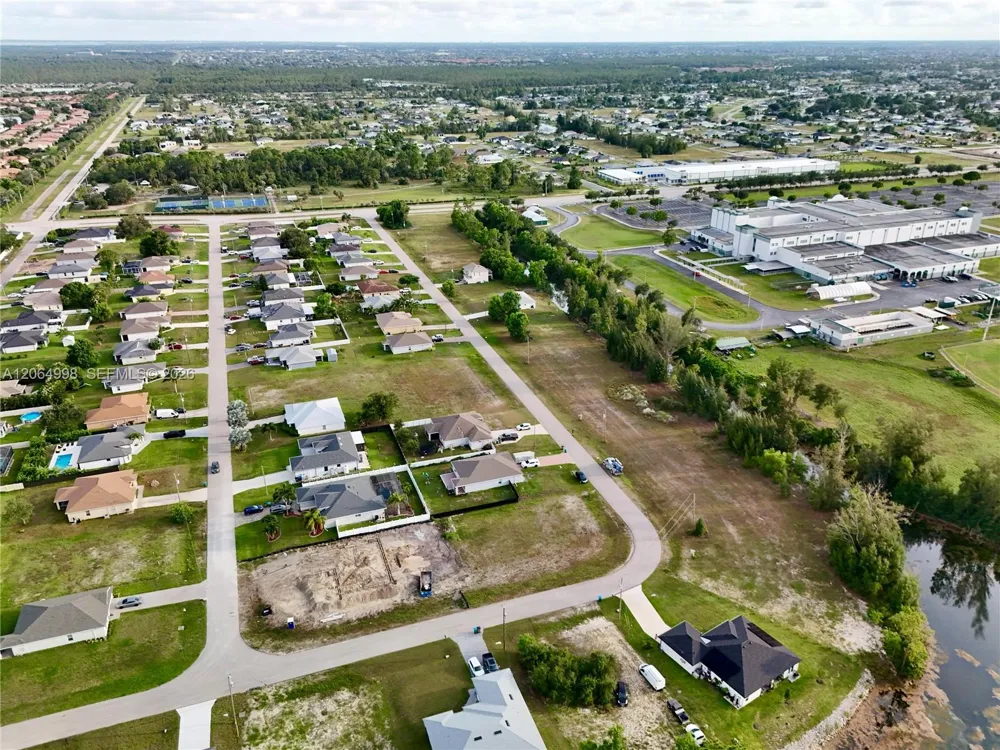 3829 NE 23RD AVE Cape Coral, FL 33909