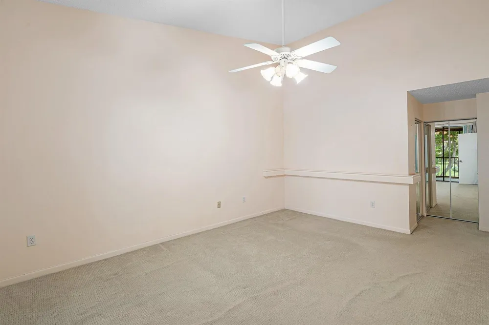 5115 Europa Drive #L Boynton Beach, FL 33437