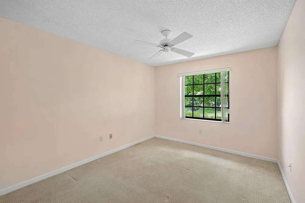5115 Europa Drive #L Boynton Beach, FL 33437