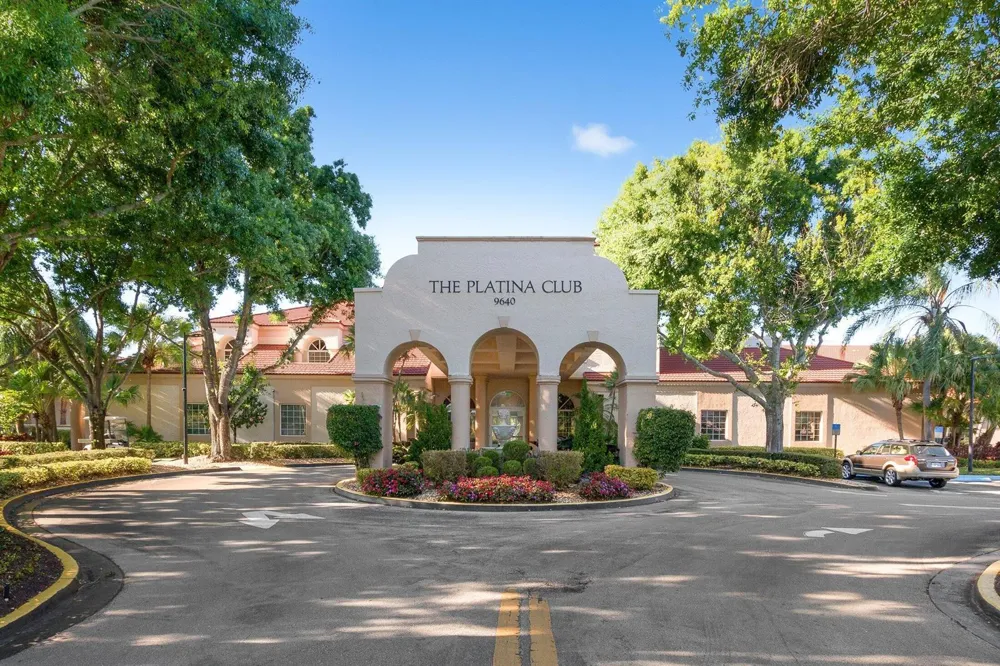 5115 Europa Drive #L Boynton Beach, FL 33437