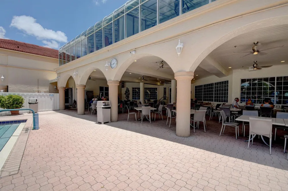 5115 Europa Drive #L Boynton Beach, FL 33437