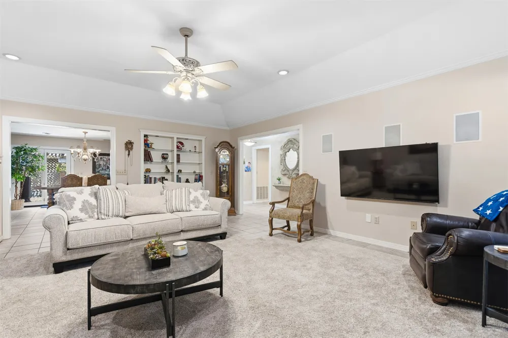 704 Rosewood Street Ardmore, OK 73401