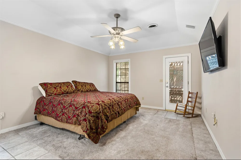 704 Rosewood Street Ardmore, OK 73401