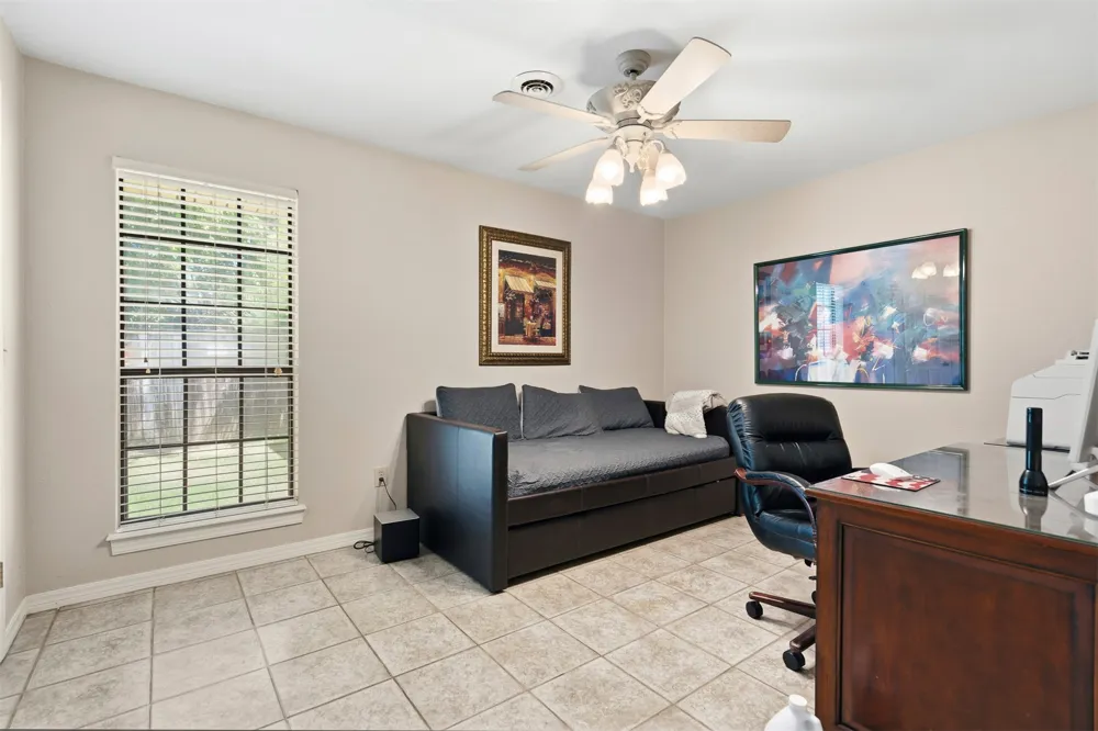 704 Rosewood Street Ardmore, OK 73401