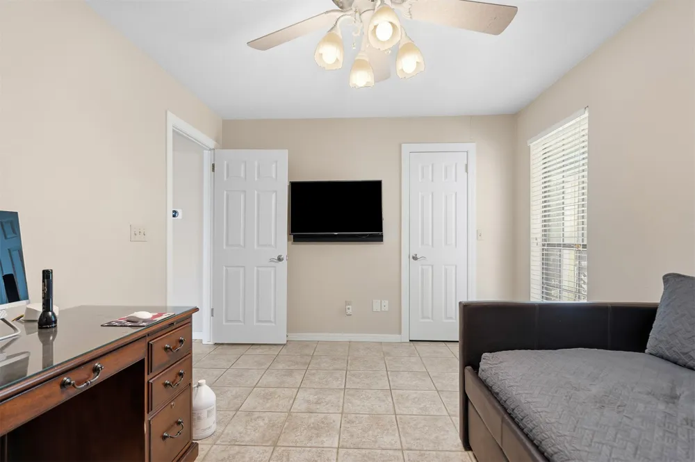 704 Rosewood Street Ardmore, OK 73401