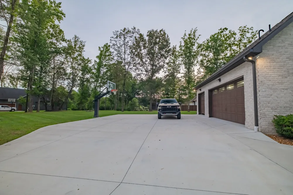 30 Pinehurst Dr Manchester, TN 37355