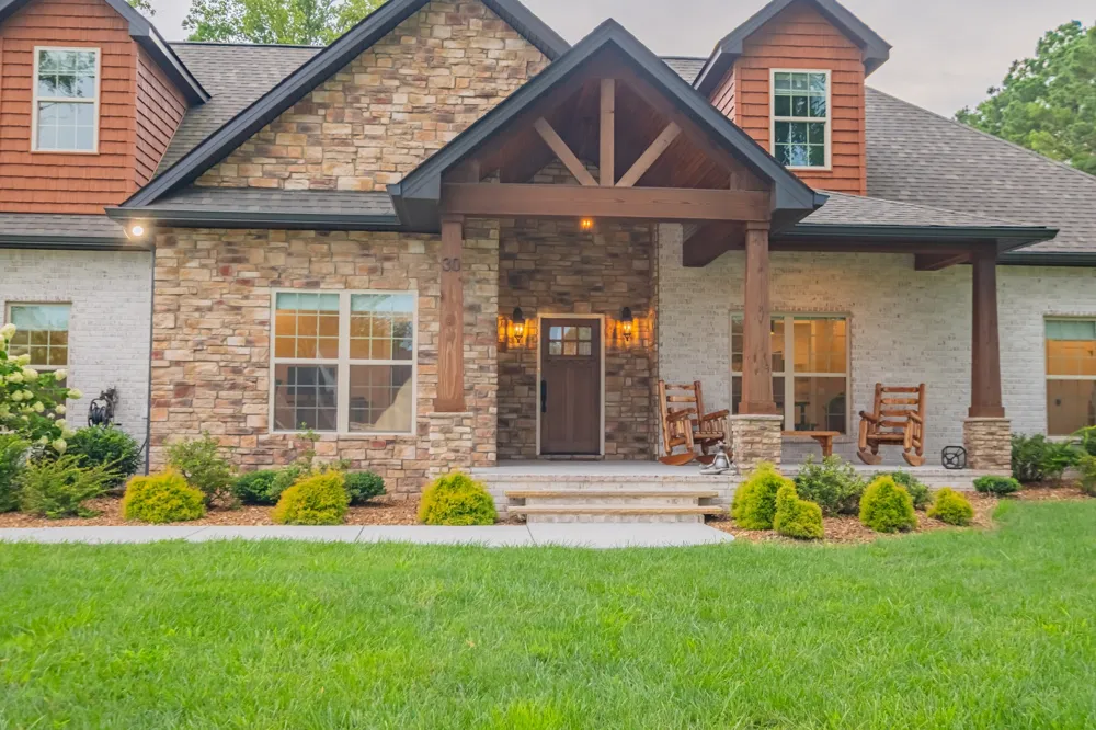 30 Pinehurst Dr Manchester, TN 37355