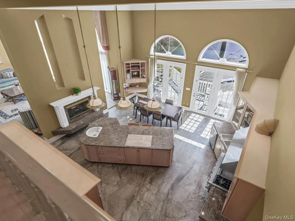 19 Mallard Drive Lloyd Harbor, NY 11743