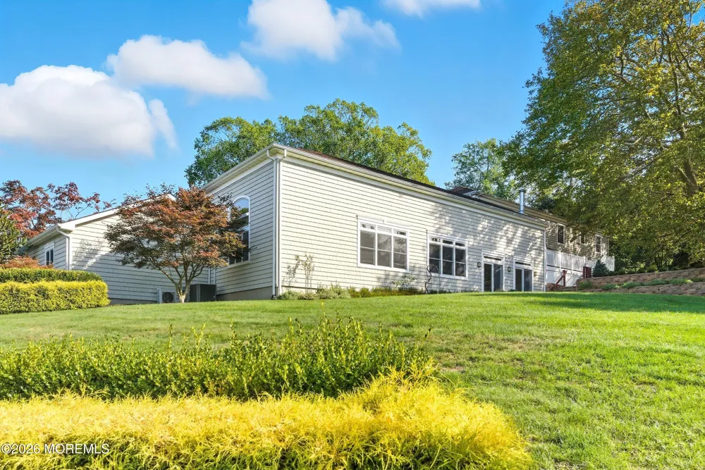3 Tolas Drive Holmdel, NJ 07733