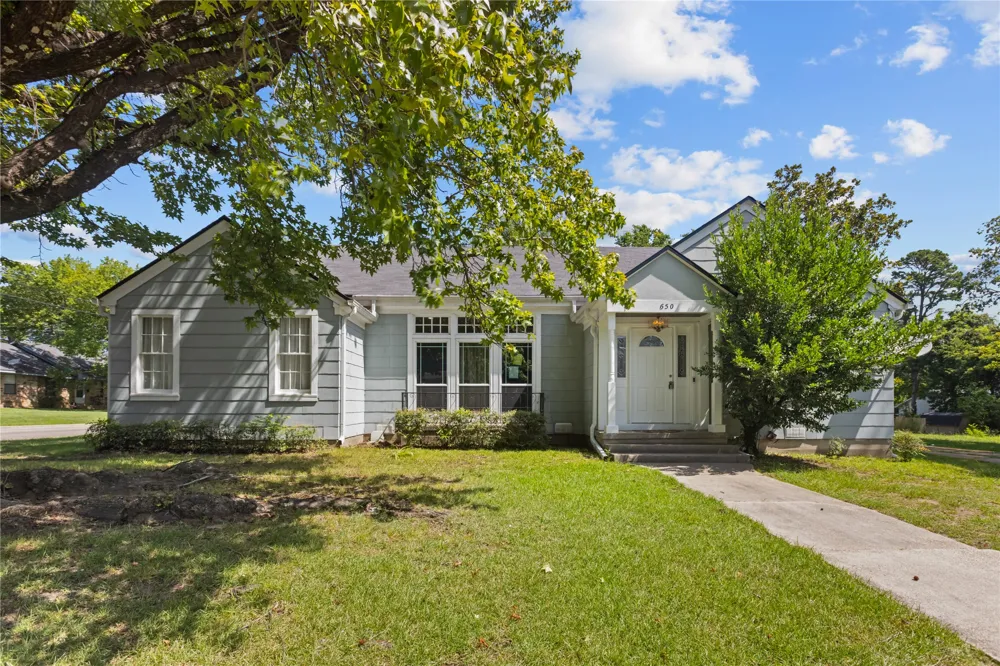 650 W Kaufman Street Paris, TX 75460