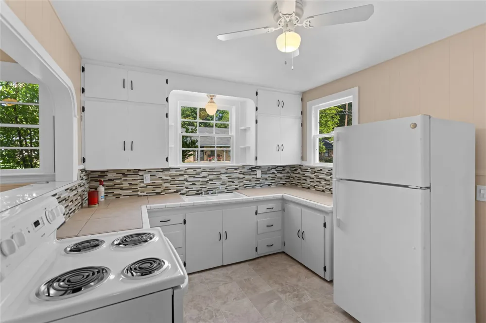 650 W Kaufman Street Paris, TX 75460