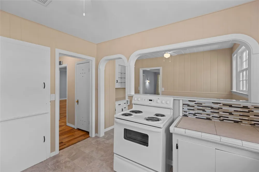 650 W Kaufman Street Paris, TX 75460