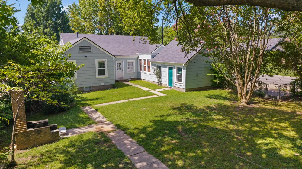 650 W Kaufman Street Paris, TX 75460