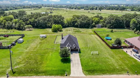 4064 Green Pastures