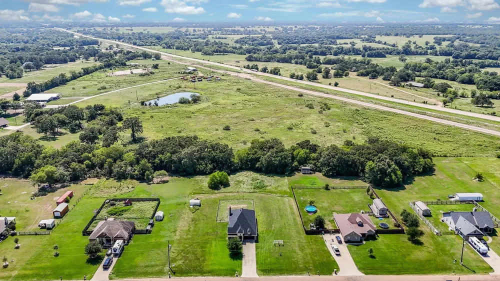 4064 Green Pastures North Zulch, TX 77872