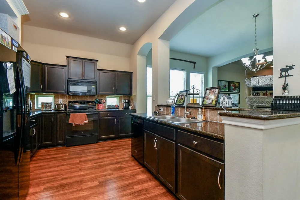 4064 Green Pastures North Zulch, TX 77872