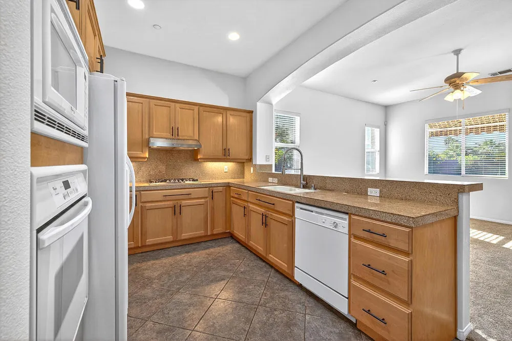 41 Vista Mirage Way Rancho Mirage, CA 92270