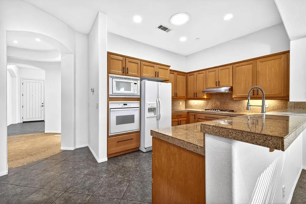 41 Vista Mirage Way Rancho Mirage, CA 92270