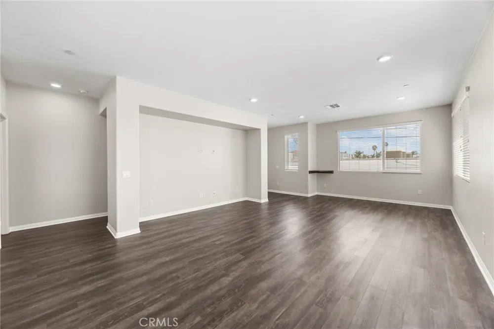 14404 Kiwi Lane #6 Gardena, CA 90247