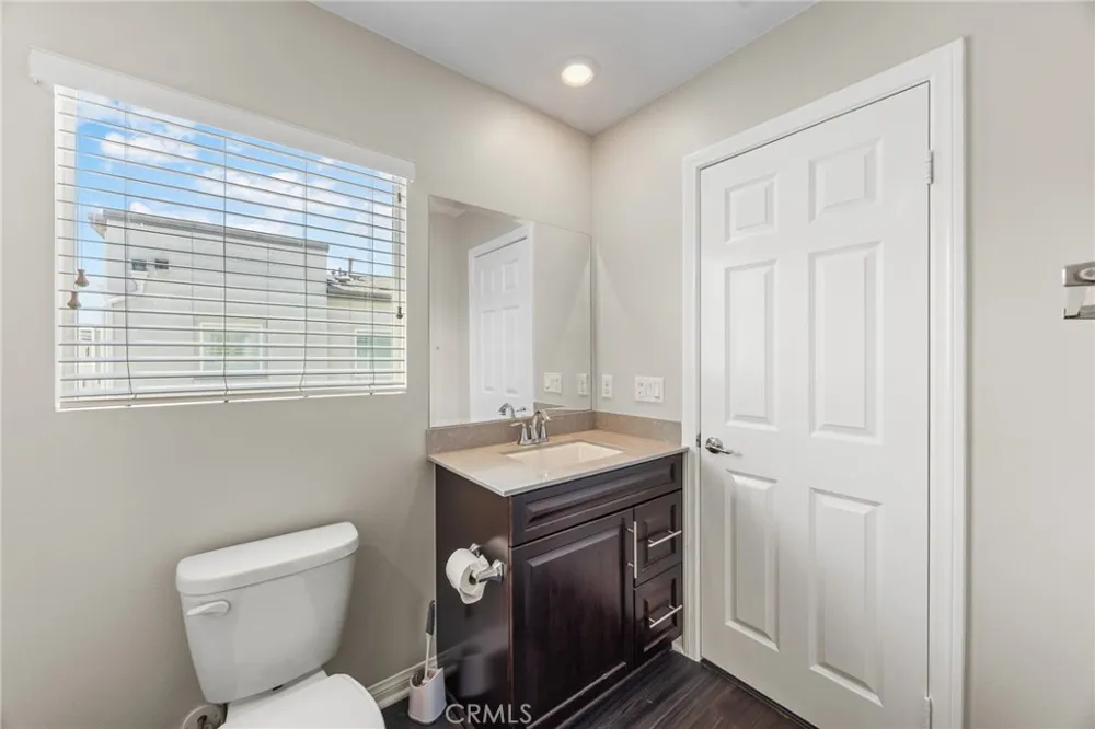 14404 Kiwi Lane #6 Gardena, CA 90247