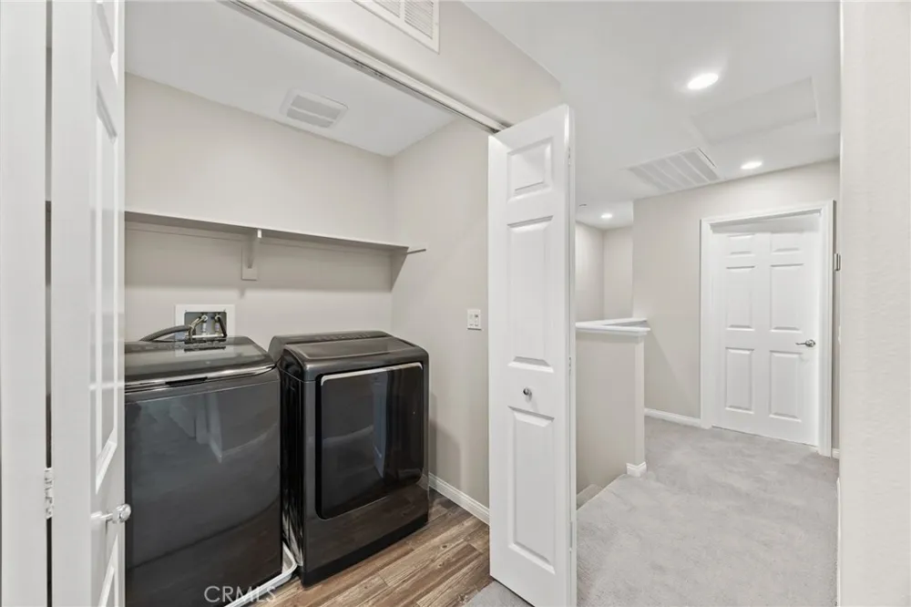 14404 Kiwi Lane #6 Gardena, CA 90247