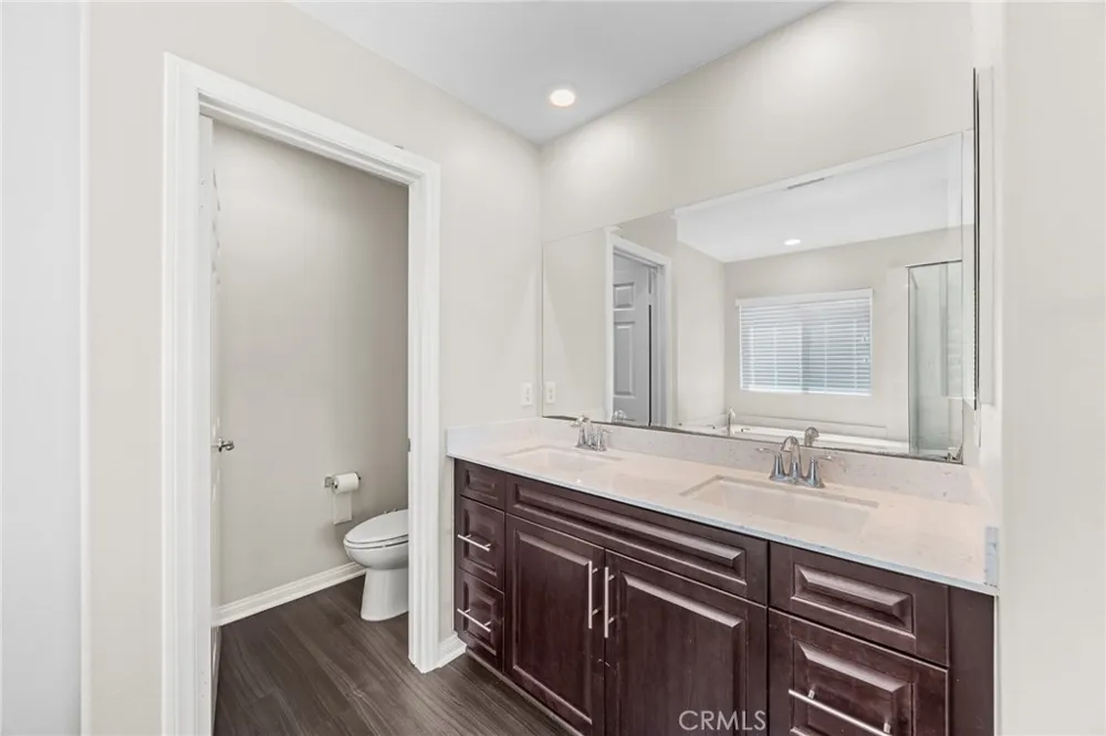 14404 Kiwi Lane #6 Gardena, CA 90247