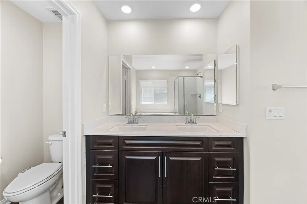 14404 Kiwi Lane #6 Gardena, CA 90247