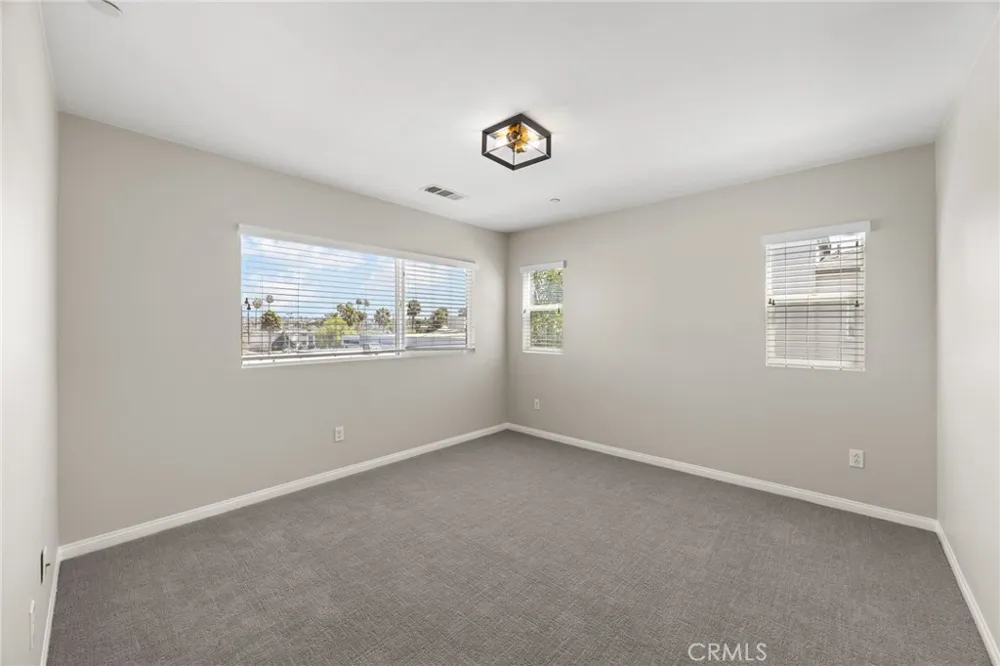 14404 Kiwi Lane #6 Gardena, CA 90247