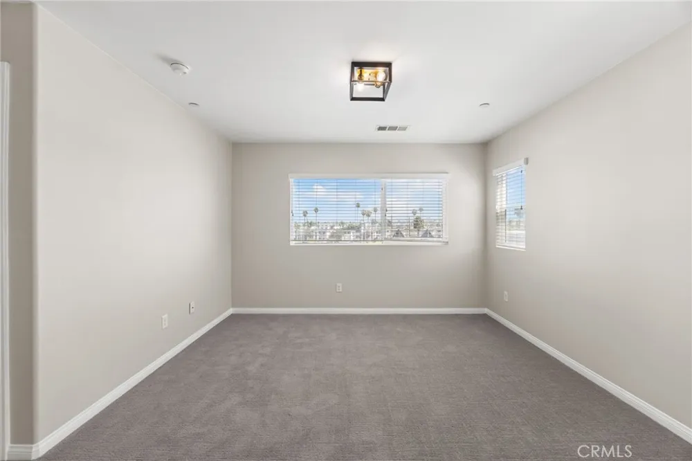 14404 Kiwi Lane #6 Gardena, CA 90247