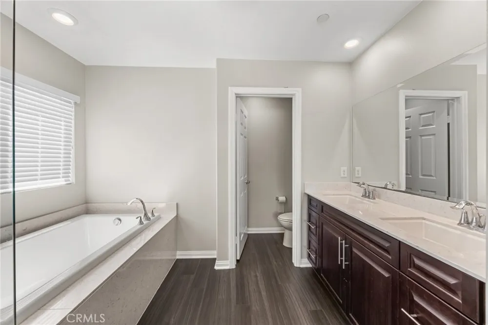 14404 Kiwi Lane #6 Gardena, CA 90247