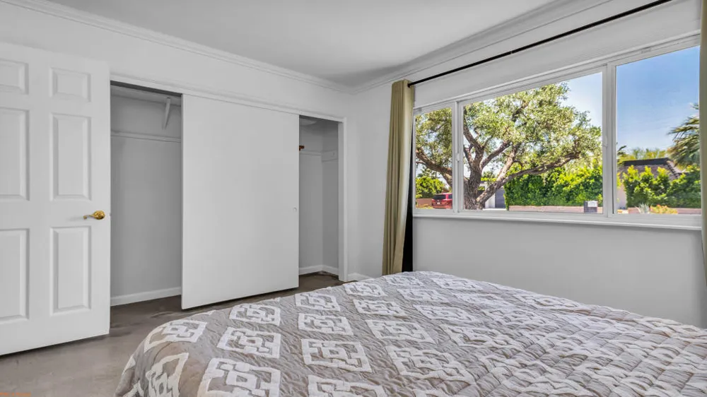 2120 E Del Lago Road Palm Springs, CA 92262