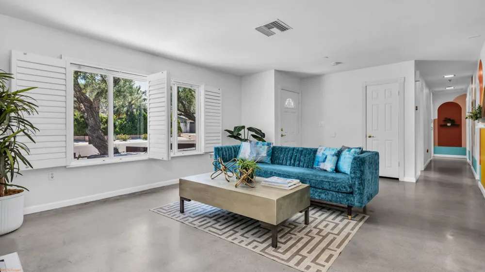 2120 E Del Lago Road Palm Springs, CA 92262