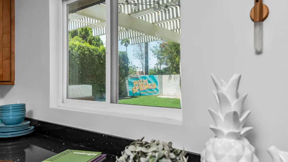 2120 E Del Lago Road Palm Springs, CA 92262