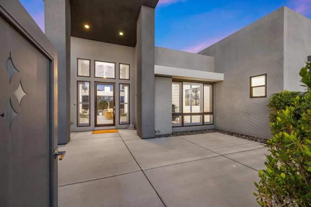 24 Via Monaco Rancho Mirage, CA 92270