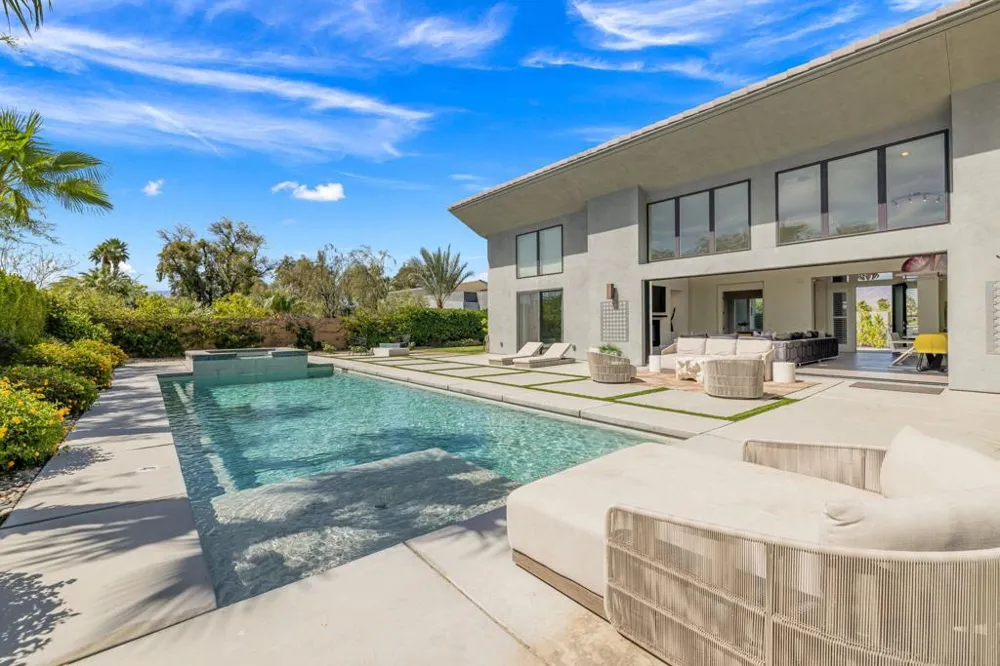 24 Via Monaco Rancho Mirage, CA 92270