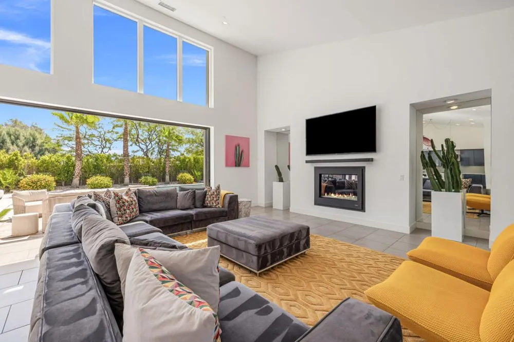 24 Via Monaco Rancho Mirage, CA 92270