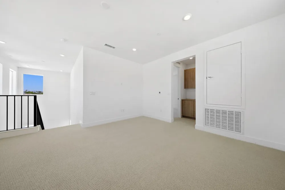 2677 Maverick Lane Palm Springs, CA 92264