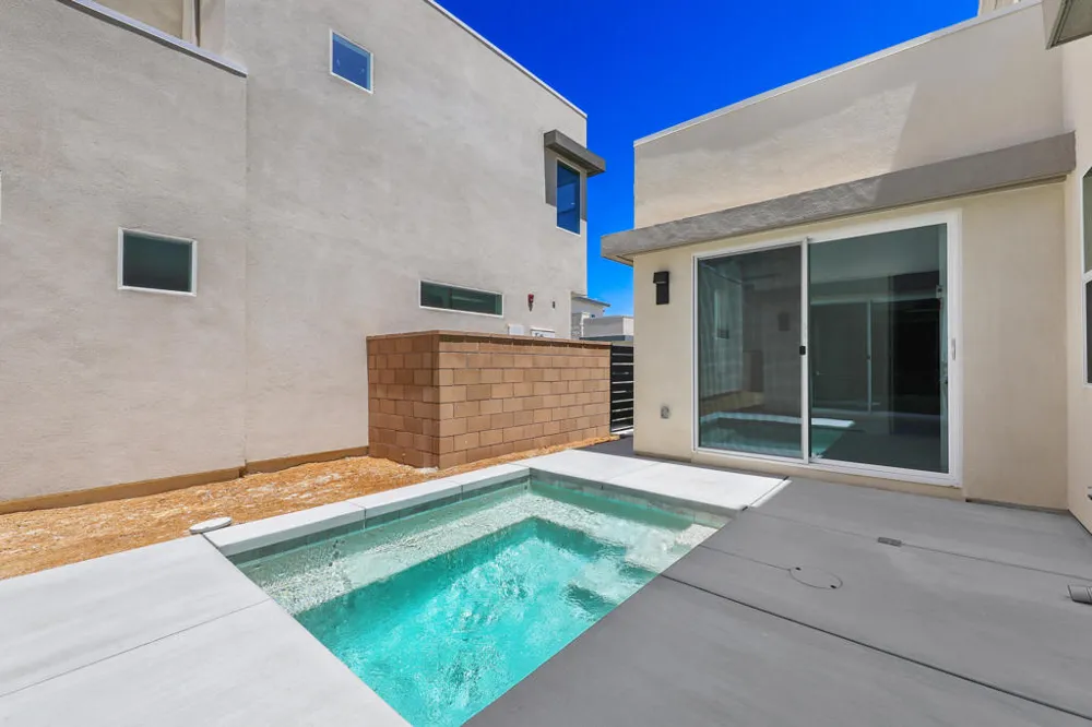 2677 Maverick Lane Palm Springs, CA 92264