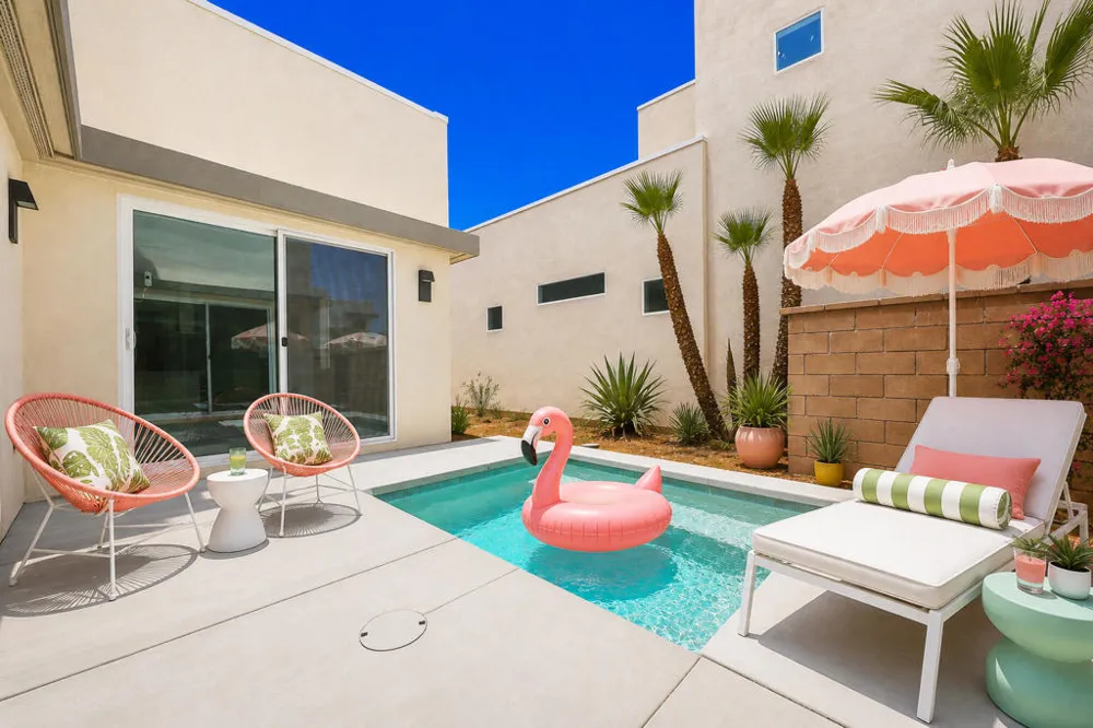 2677 Maverick Lane Palm Springs, CA 92264