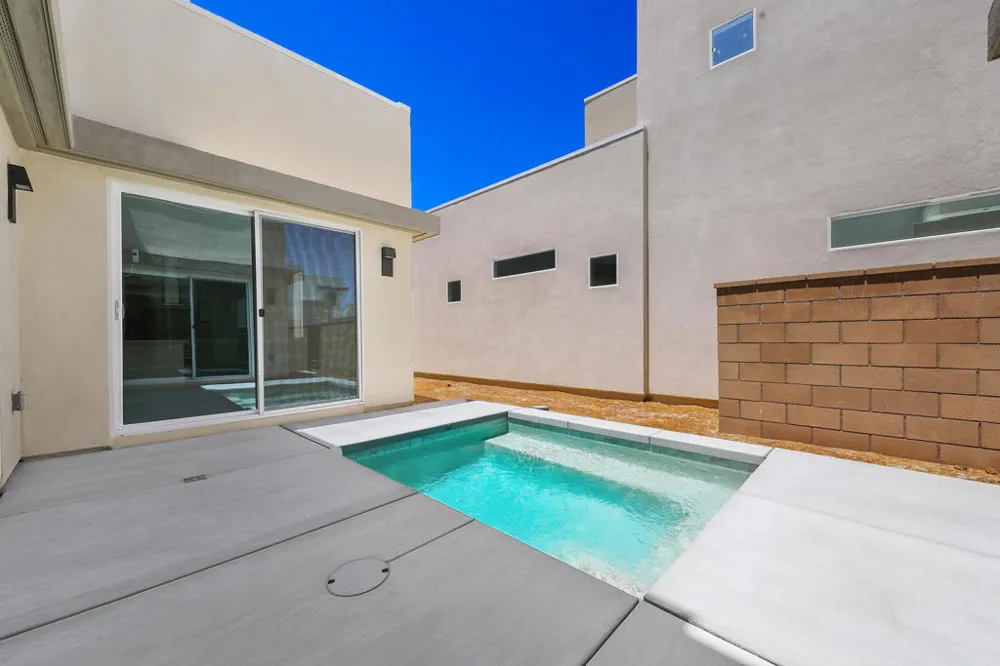 2677 Maverick Lane Palm Springs, CA 92264