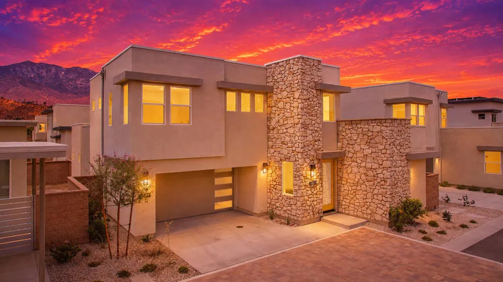 2677 Maverick Lane Palm Springs, CA 92264