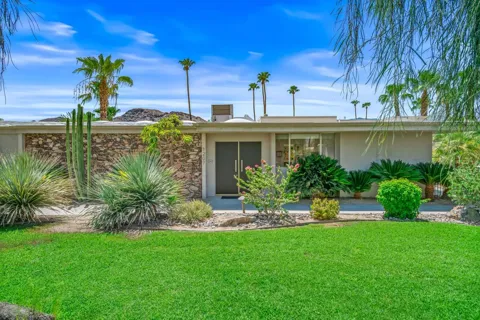 1207 Tamarisk West Street