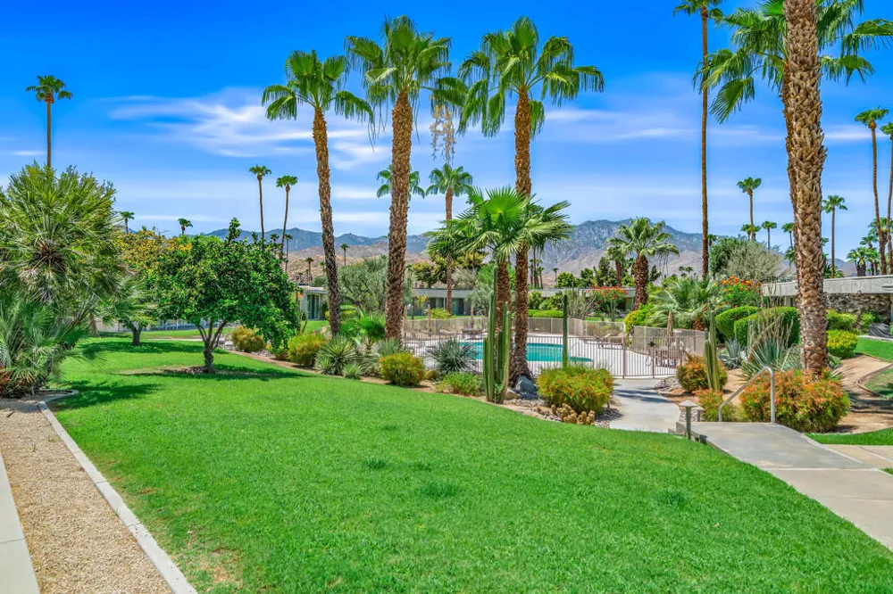 1207 Tamarisk West Street Rancho Mirage, CA 92270