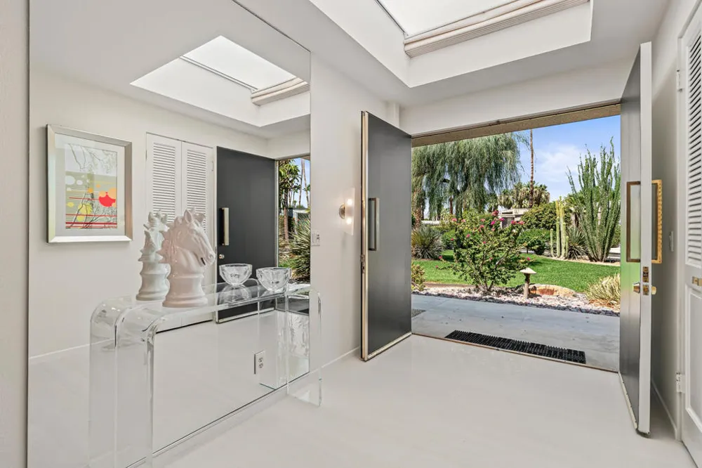 1207 Tamarisk West Street Rancho Mirage, CA 92270