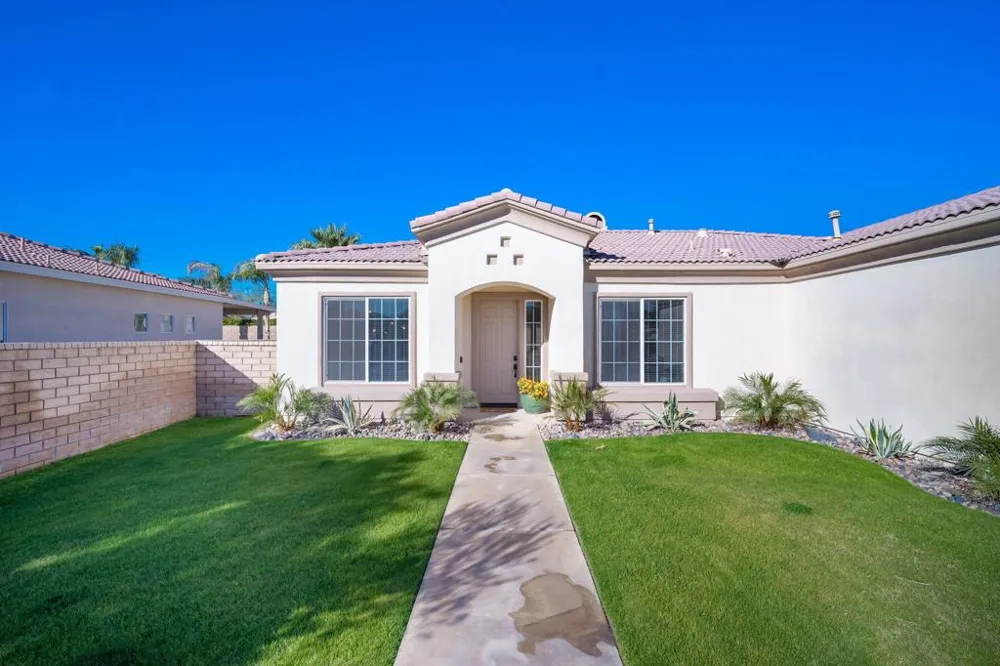 43569 Parkway Esplanade E La Quinta, CA 92253