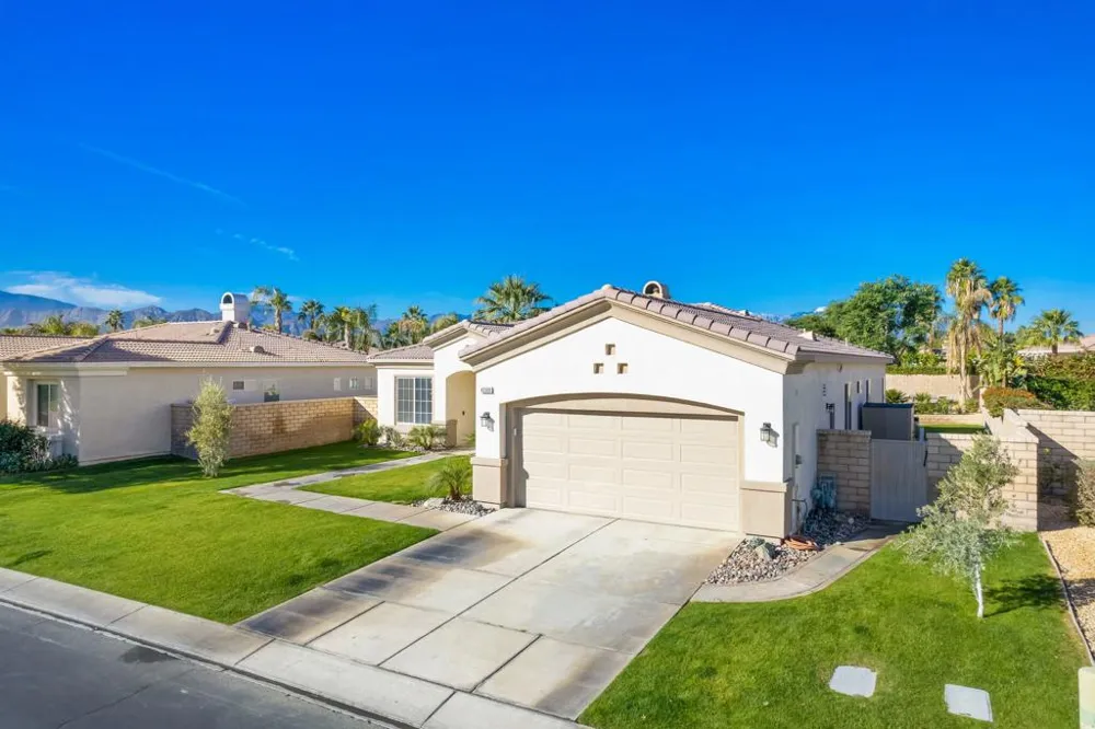43569 Parkway Esplanade E La Quinta, CA 92253