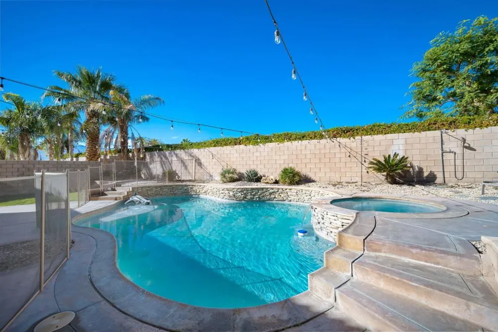 43569 Parkway Esplanade E La Quinta, CA 92253